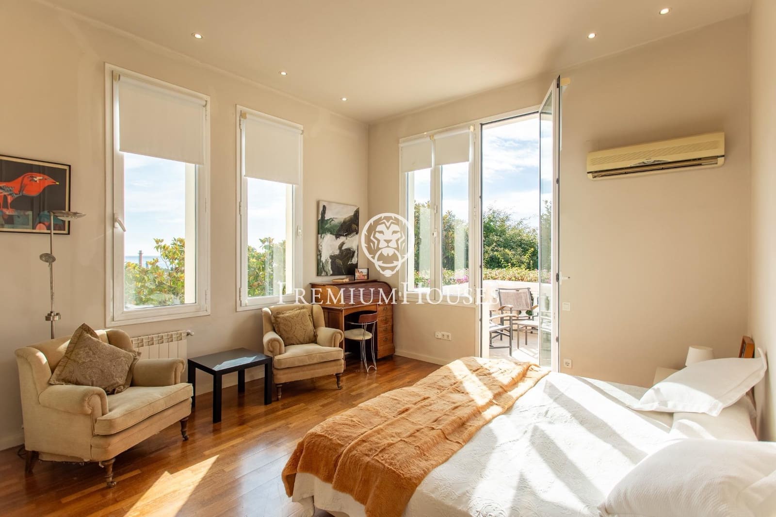 6 bedroom Villa for sale in El Masnou with pool garage - € 1,670,000 (Ref: 9276323)