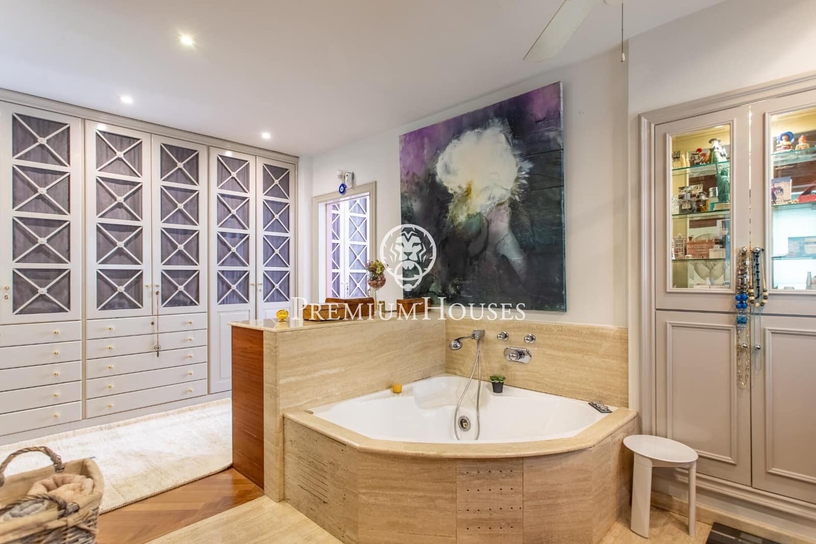 6 bedroom Villa for sale in El Masnou with pool garage - € 1,670,000 (Ref: 9276323)