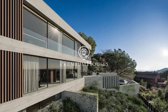 Chalet de 6 habitaciones en Premià de Dalt en venta con piscina - 3.990.000 € (Ref: 9285208)