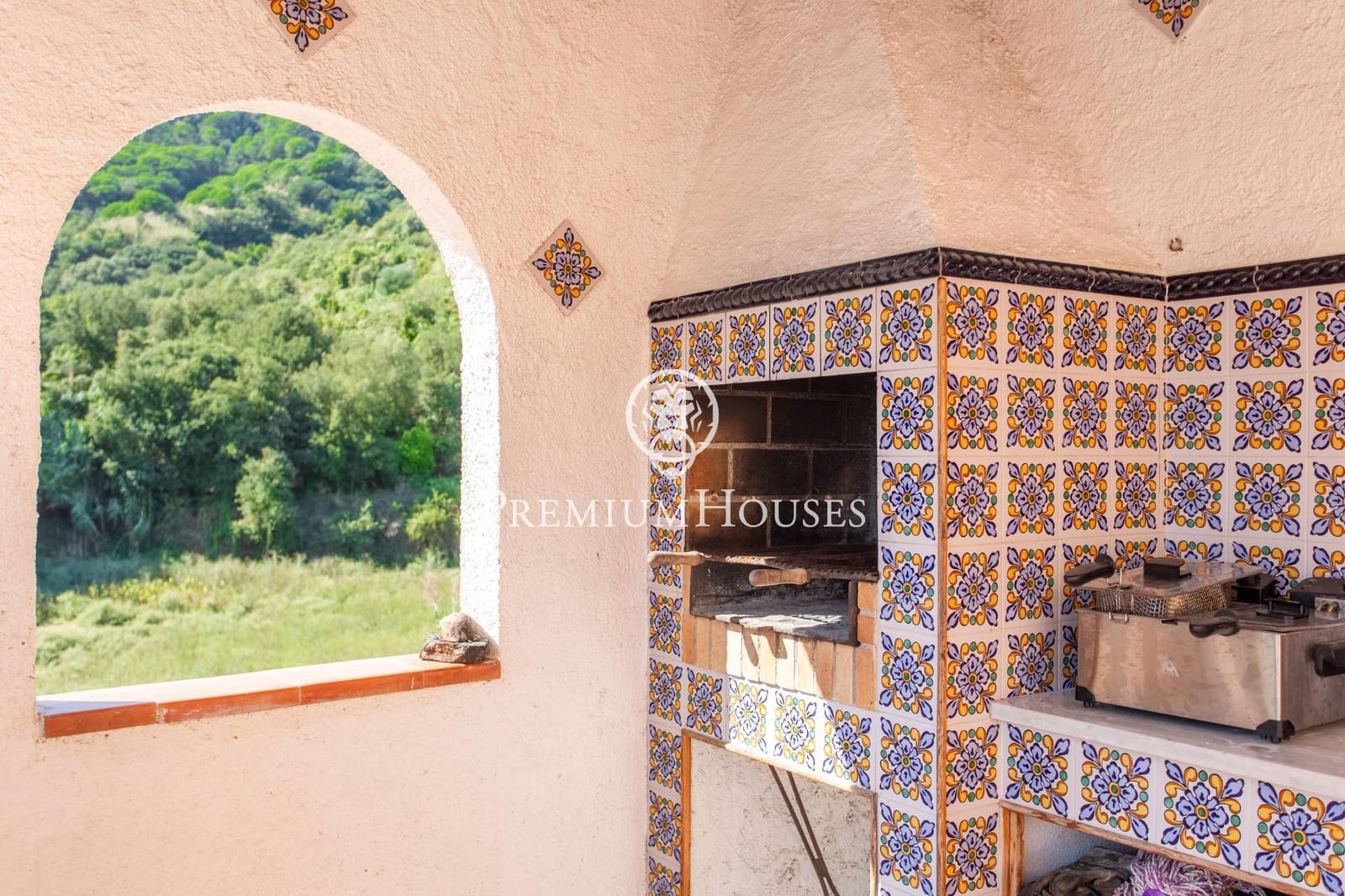 3 slaapkamer Villa te koop in Calella met zwembad garage - € 500.000 (Ref: 9294377)