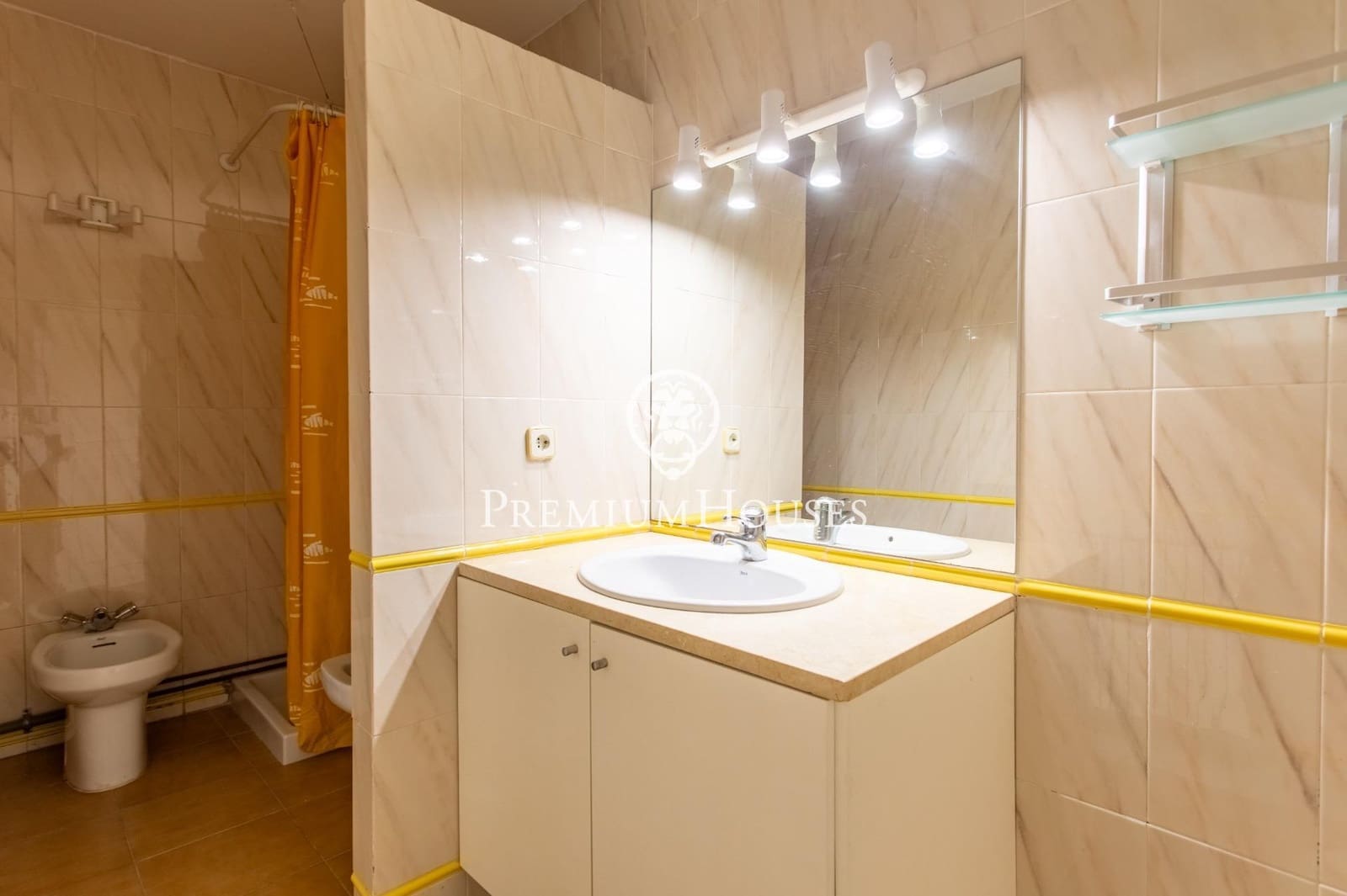 5 soverom Villa til salgs i El Masnou med svømmebasseng garasje - € 2 150 000 (Ref: 9301041)