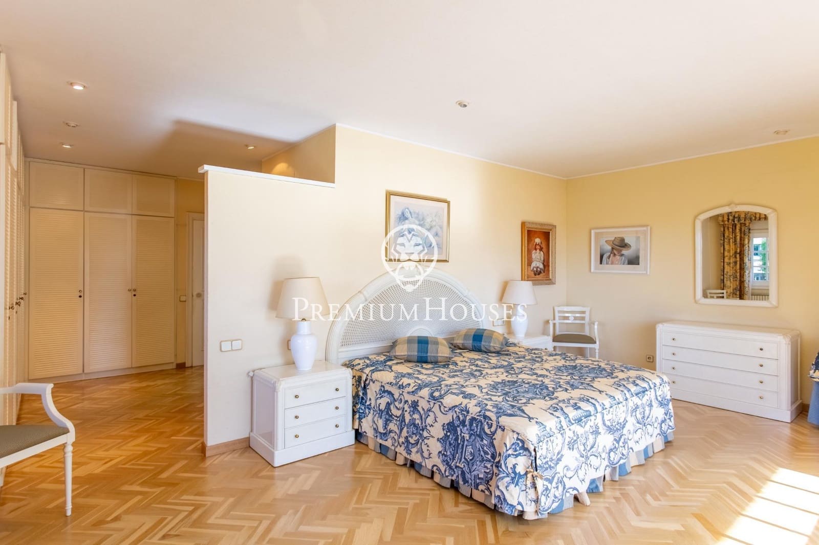 5 soverom Villa til salgs i El Masnou med svømmebasseng garasje - € 2 150 000 (Ref: 9301041)