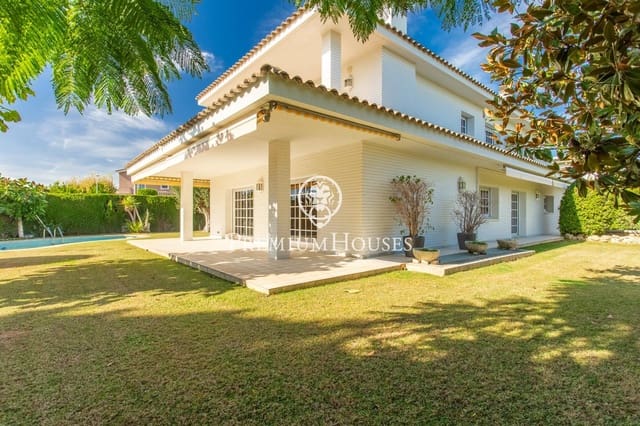5 soverom Villa til salgs i El Masnou med svømmebasseng garasje - € 2 150 000 (Ref: 9301041)