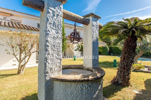 5 soverom Villa til salgs i El Masnou med svømmebasseng garasje - € 2 150 000 (Ref: 9301041)