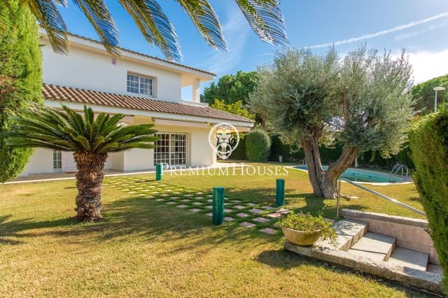 5 soverom Villa til salgs i El Masnou med svømmebasseng garasje - € 2 150 000 (Ref: 9301041)