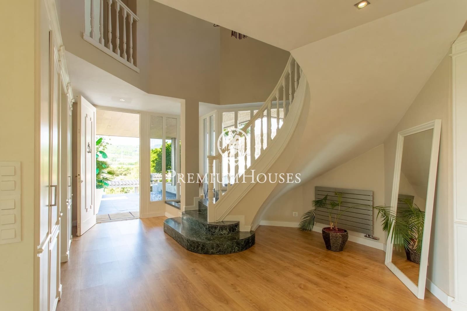 4 camera da letto Villa in vendita in Alella con piscina - 1.980.000 € (Rif: 9301042)