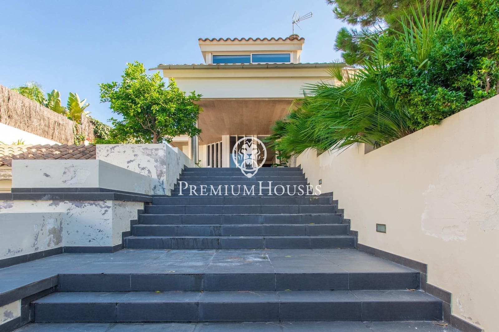 4 camera da letto Villa in vendita in Alella con piscina - 1.980.000 € (Rif: 9301042)