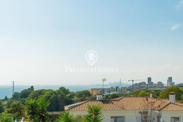 4 slaapkamer Villa te koop in Alella met zwembad - € 1.890.000 (Ref: 9301042)