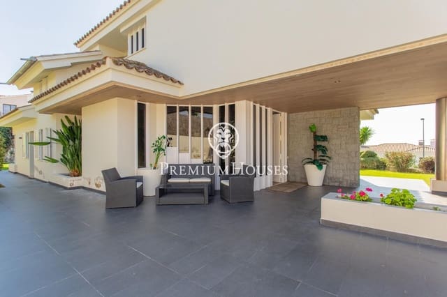 4 slaapkamer Villa te koop in Alella met zwembad - € 1.890.000 (Ref: 9301042)