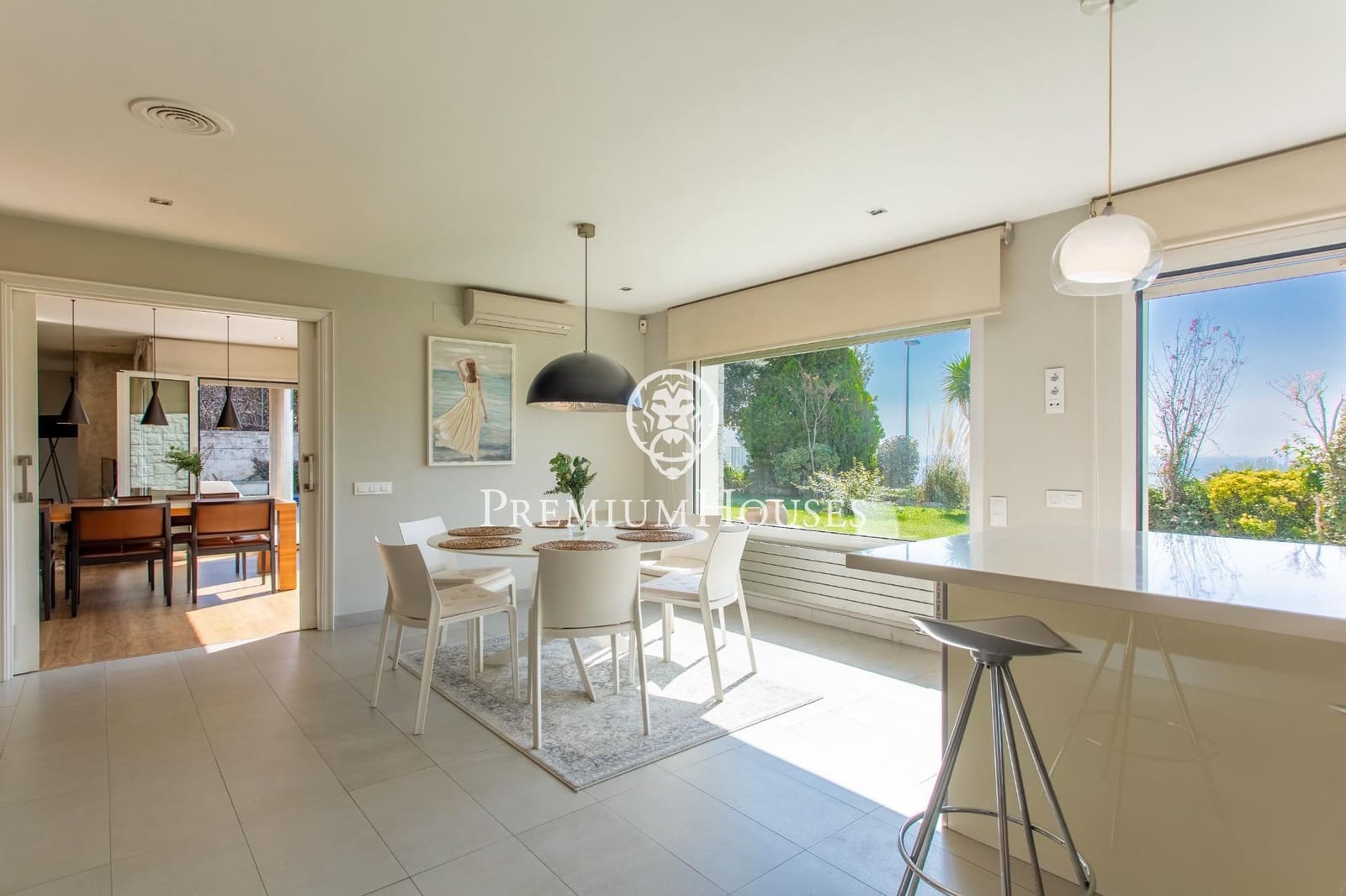4 bedroom Villa for sale in Alella with pool - € 1,890,000 (Ref: 9301042)