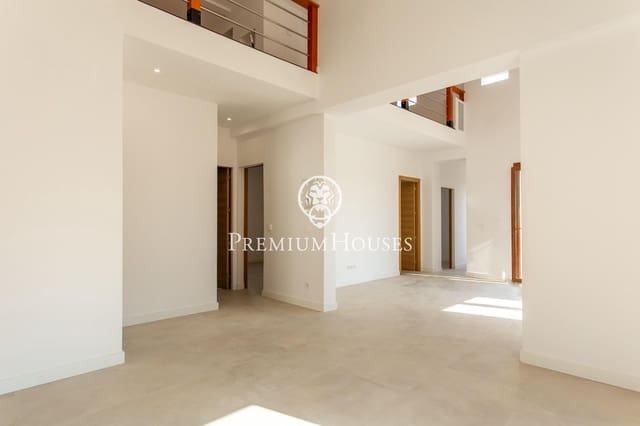 4 bedroom Villa for sale in Tordera with pool garage - € 399,000 (Ref: 9310886)