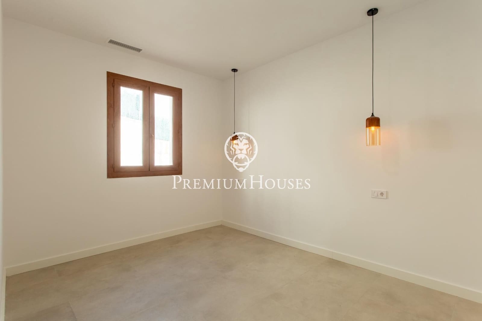 4 sovrum Villa till salu i Tordera med pool garage - 399 000 € (Ref: 9310886)