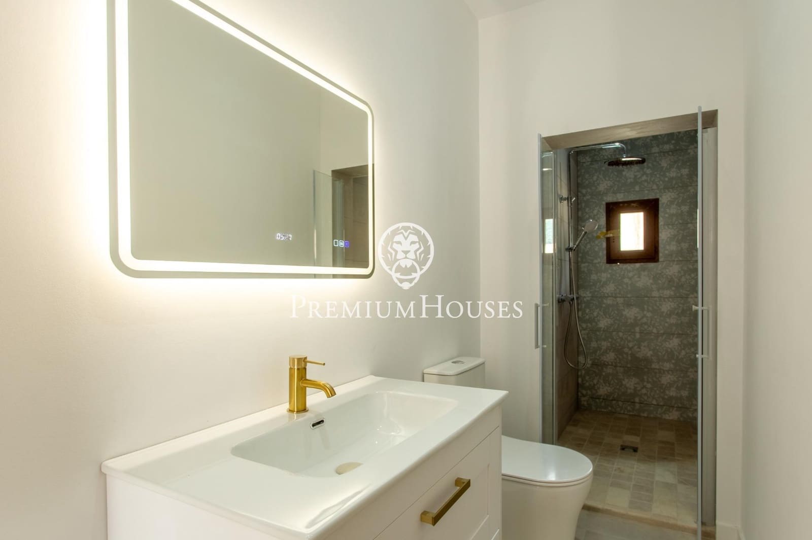 4 sovrum Villa till salu i Tordera med pool garage - 399 000 € (Ref: 9310886)