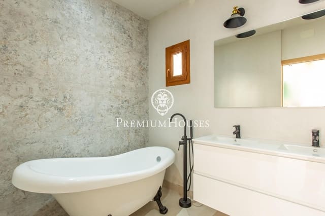 4 bedroom Villa for sale in Tordera with pool garage - € 399,000 (Ref: 9310886)