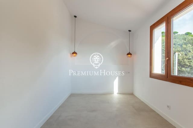 4 bedroom Villa for sale in Tordera with pool garage - € 399,000 (Ref: 9310886)