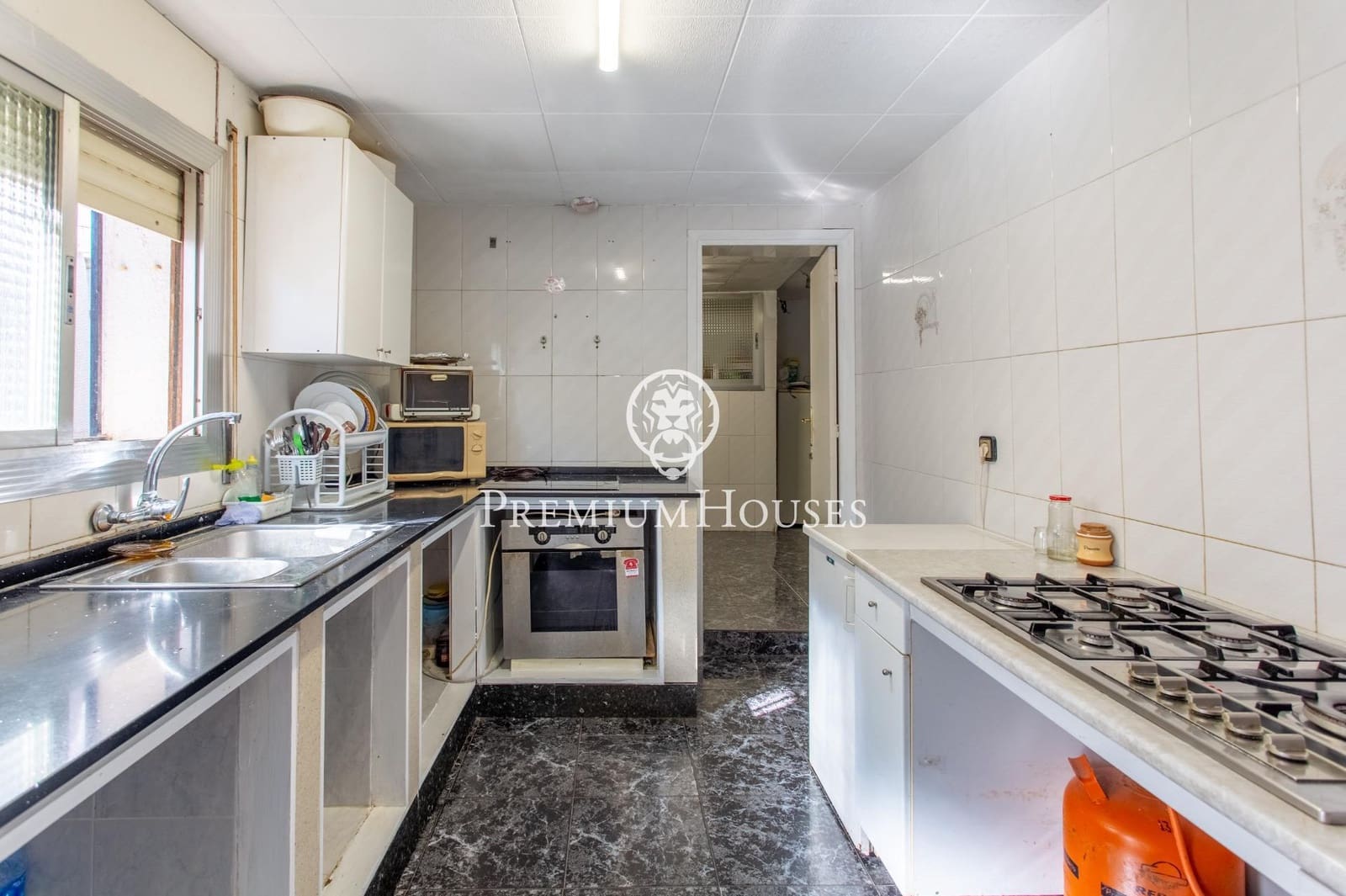 5 slaapkamer Villa te koop in Sant Cebria de Vallalta - € 398.000 (Ref: 9357465)