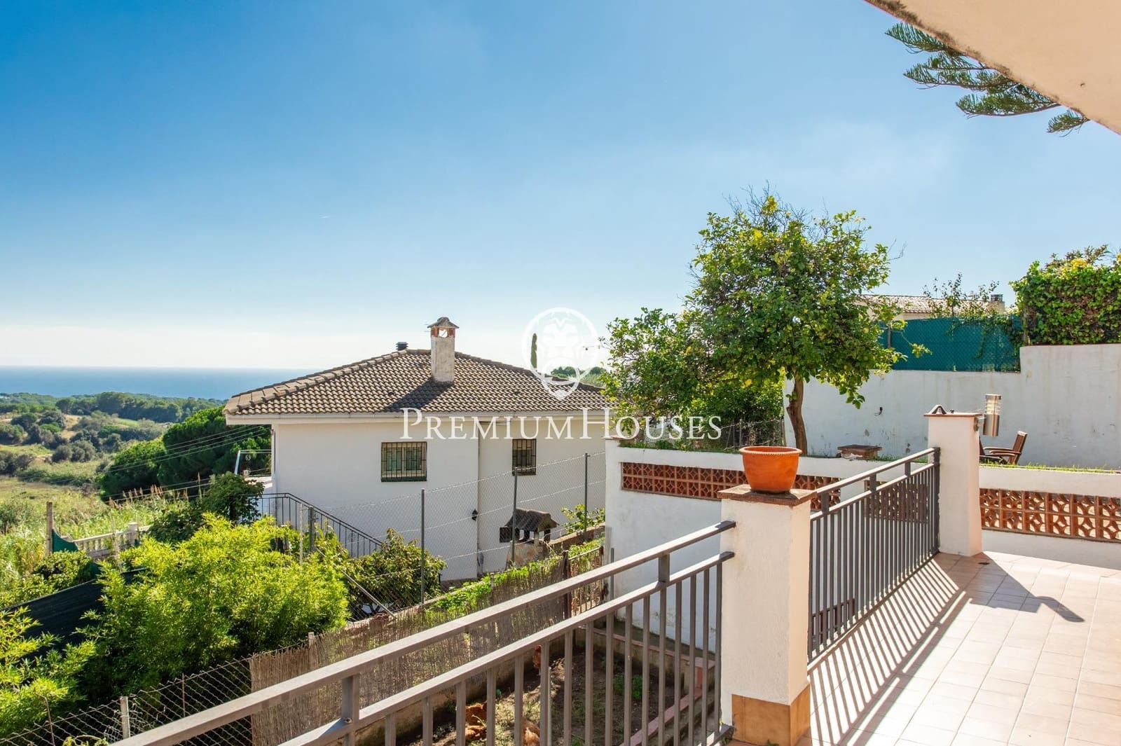 5 slaapkamer Villa te koop in Sant Cebria de Vallalta - € 398.000 (Ref: 9357465)