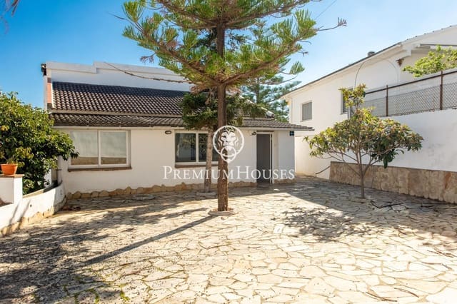 5 slaapkamer Villa te koop in Sant Cebrià de Vallalta - € 398.000 (Ref: 9357465)