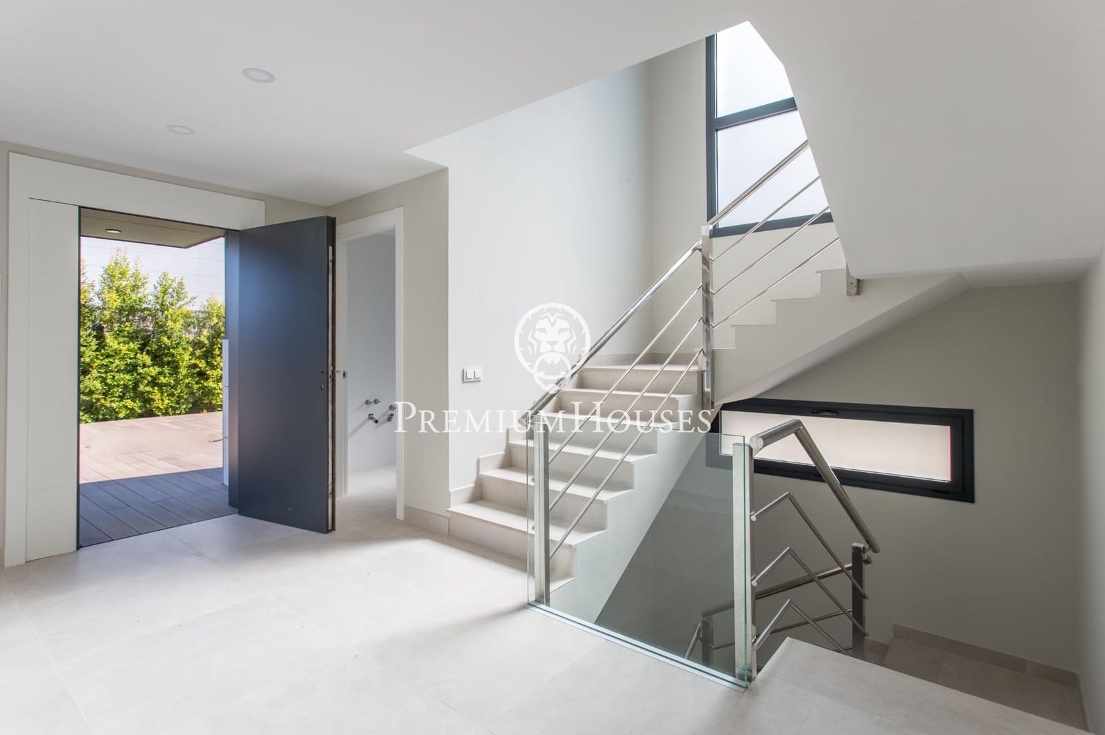 5 chambre Villa/Maison à vendre à Sant Andreu de Llavaneres avec piscine garage - 1 390 000 € (Ref: 9357467)