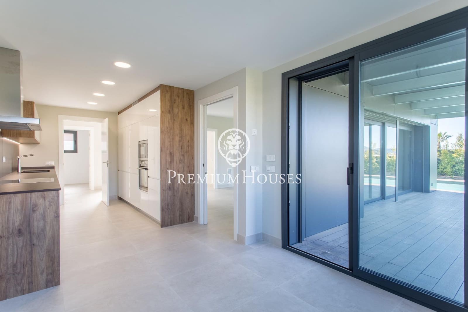 5 chambre Villa/Maison à vendre à Sant Andreu de Llavaneres avec piscine garage - 1 390 000 € (Ref: 9357467)