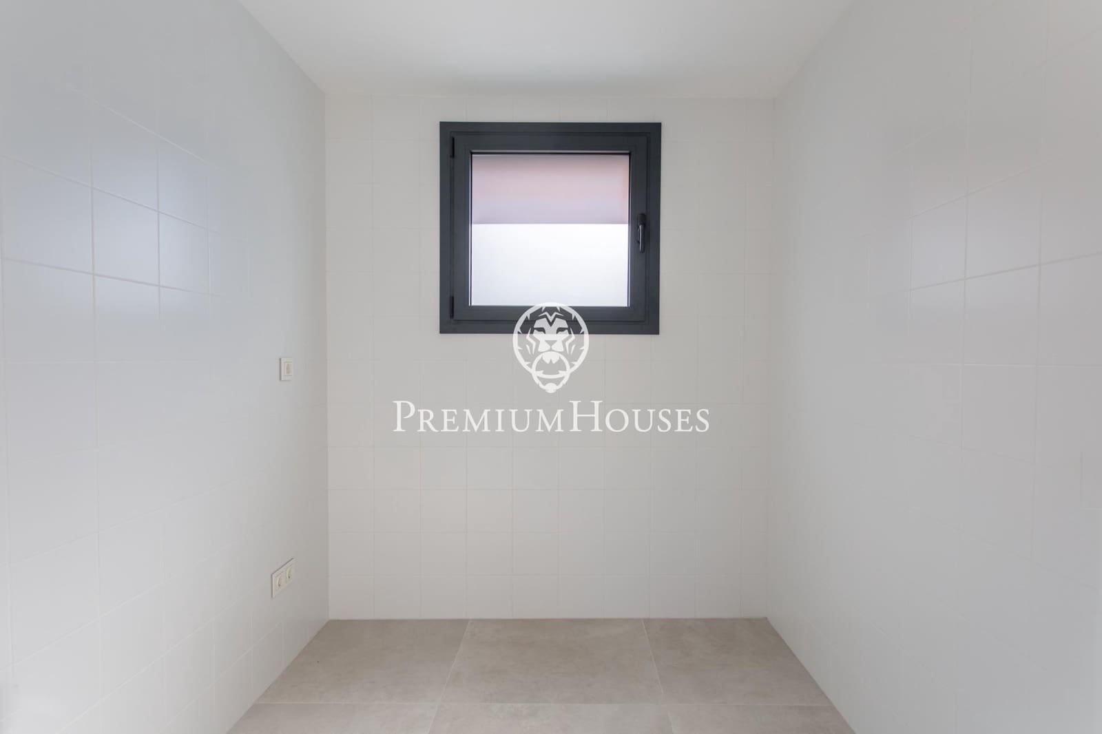 5 chambre Villa/Maison à vendre à Sant Andreu de Llavaneres avec piscine garage - 1 390 000 € (Ref: 9357467)