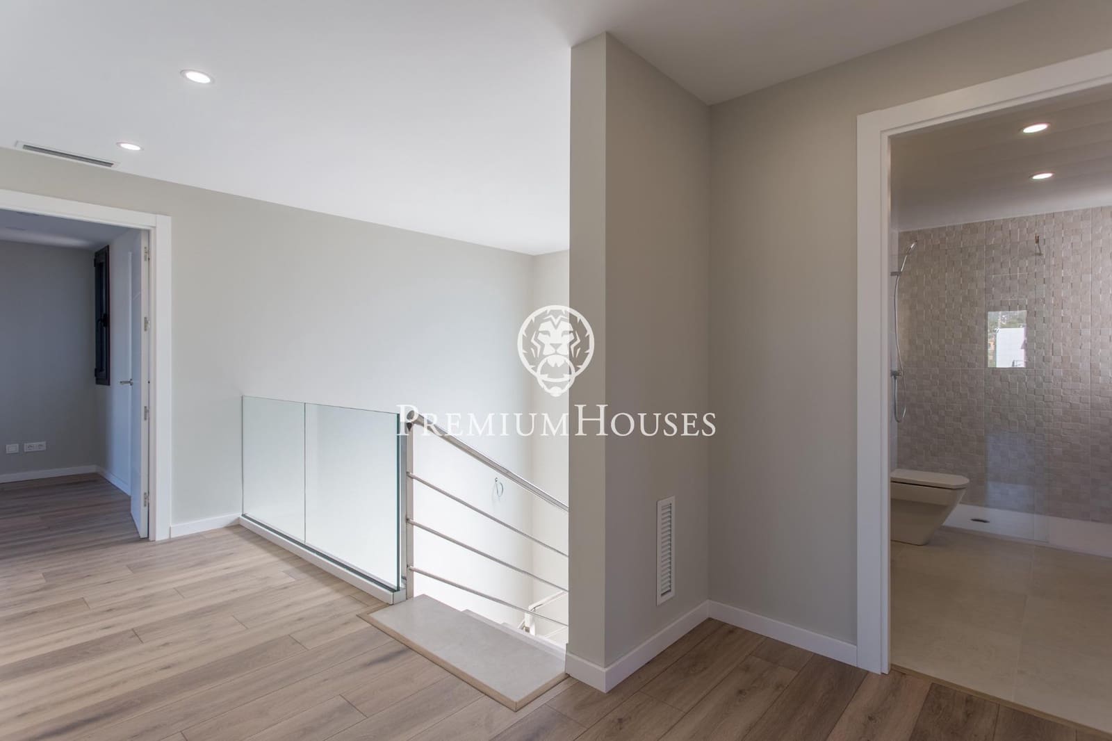 5 chambre Villa/Maison à vendre à Sant Andreu de Llavaneres avec piscine garage - 1 390 000 € (Ref: 9357467)