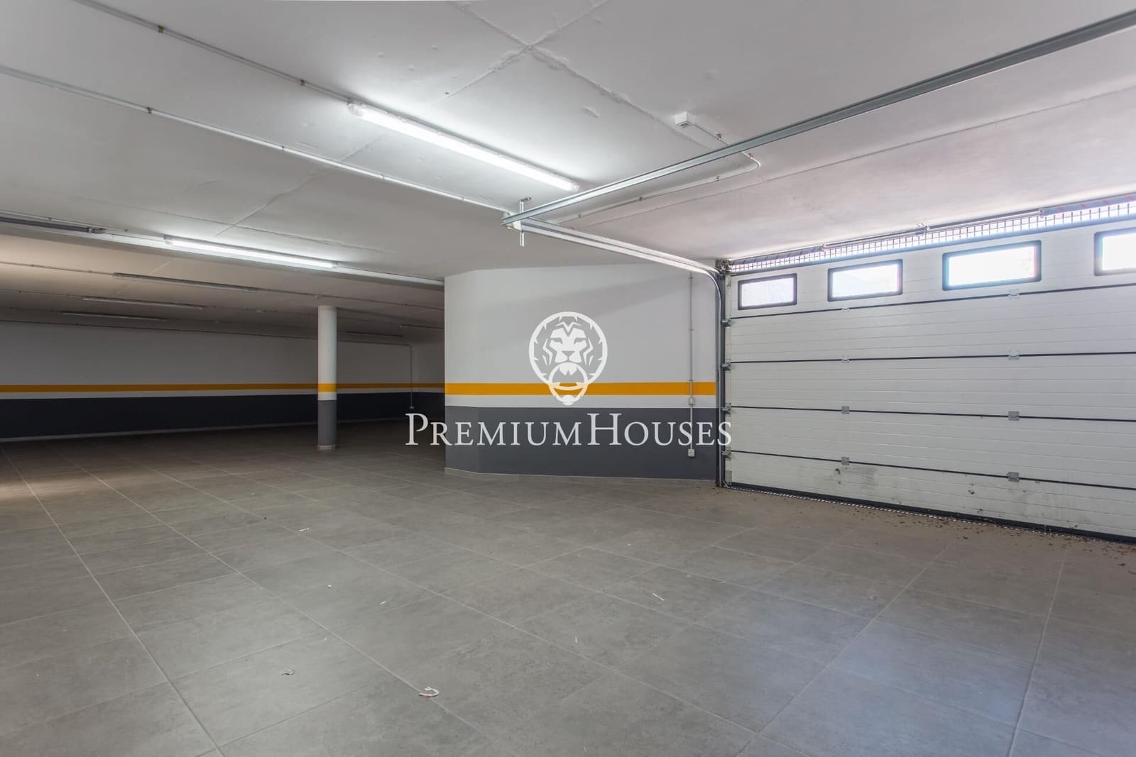 5 chambre Villa/Maison à vendre à Sant Andreu de Llavaneres avec piscine garage - 1 390 000 € (Ref: 9357467)