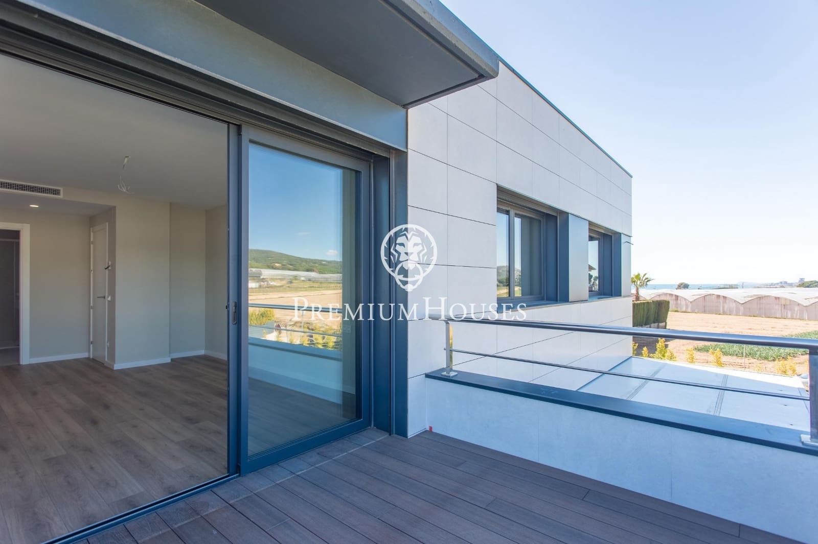 5 chambre Villa/Maison à vendre à Sant Andreu de Llavaneres avec piscine garage - 1 390 000 € (Ref: 9357467)