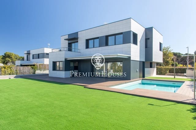 5 bedroom Villa for sale in Sant Andreu de Llavaneres with pool garage - € 1,390,000 (Ref: 9357467)