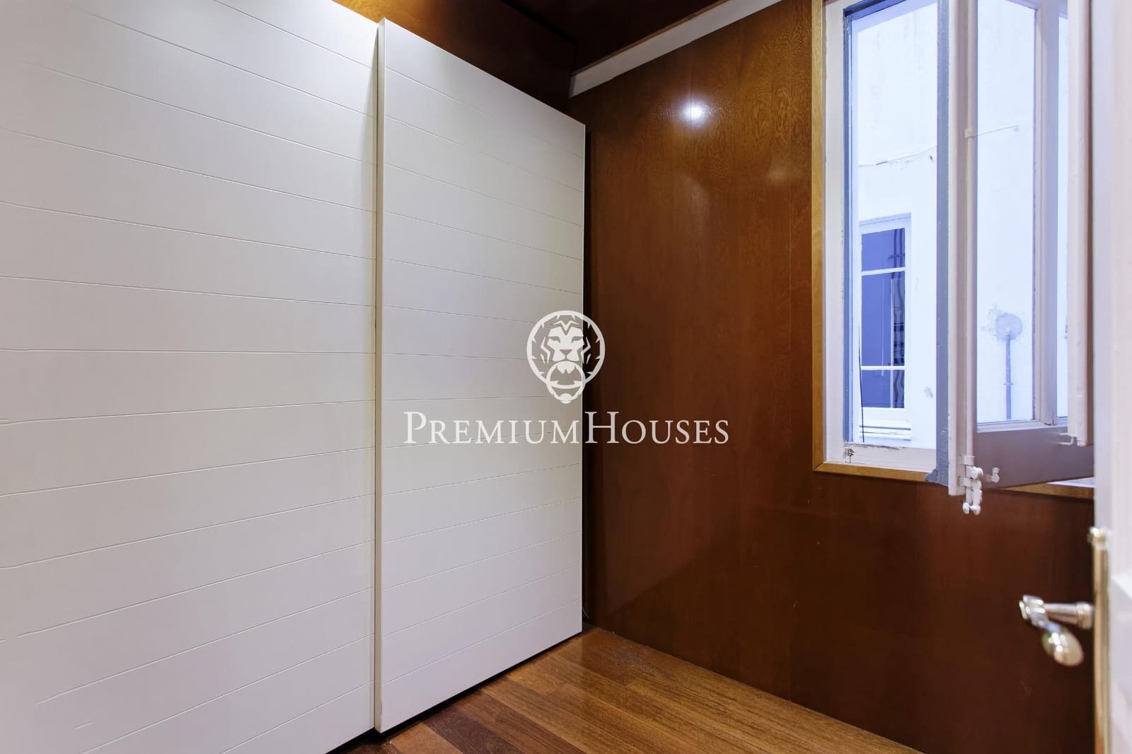 4 sypialnia Mieszkanie na sprzedaż w Miasto Barcelona - 895 000 € (Ref: 9357469)