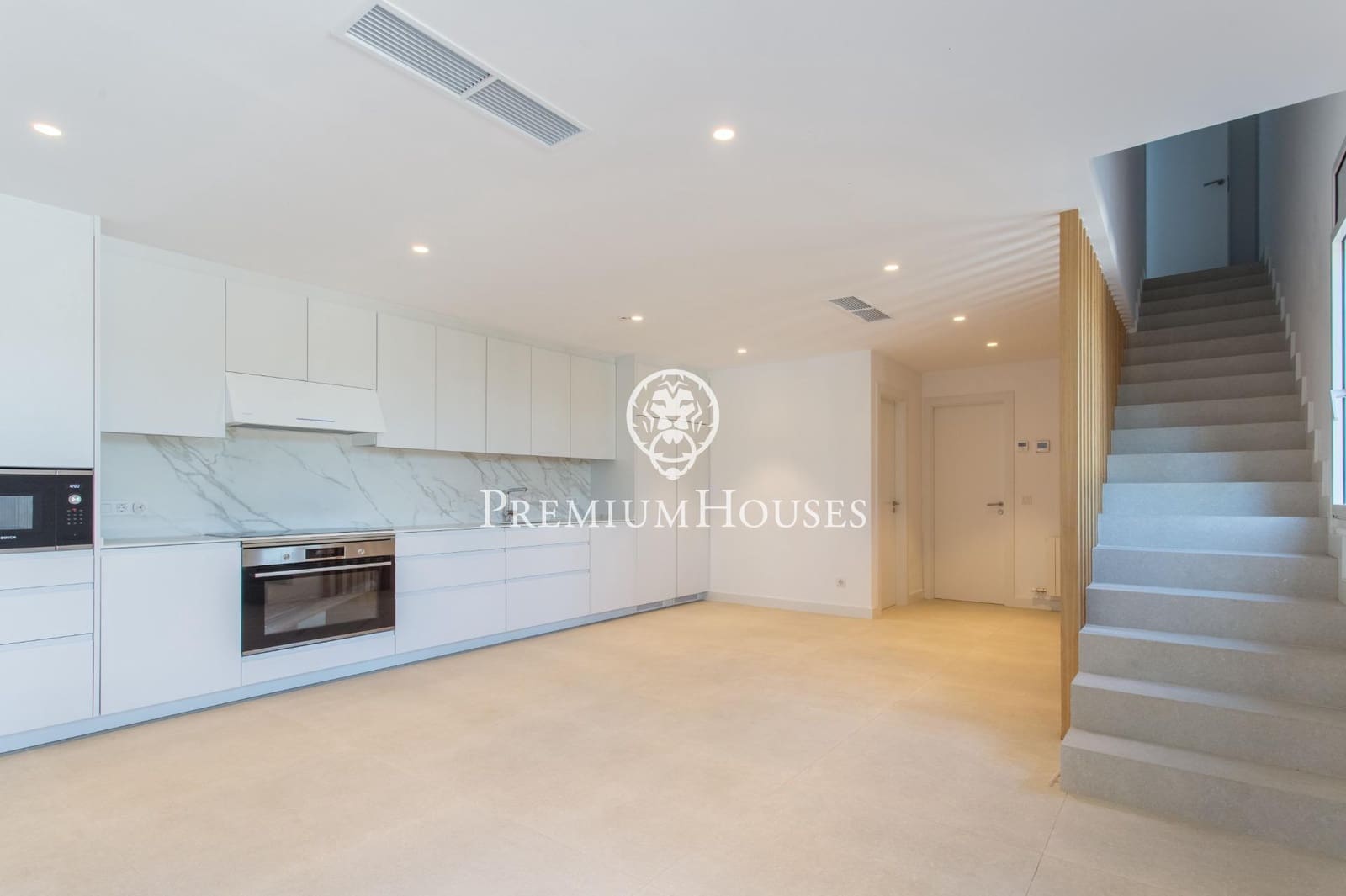 7 bedroom Villa for sale in Mataro with pool - € 750,000 (Ref: 9357470)