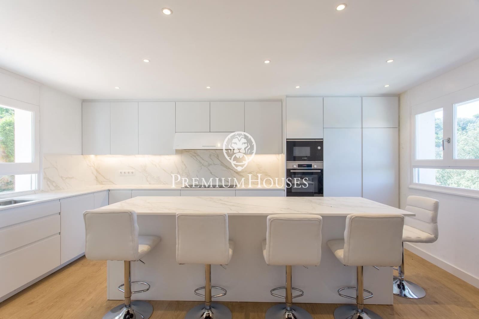 7 bedroom Villa for sale in Mataro with pool - € 750,000 (Ref: 9357470)