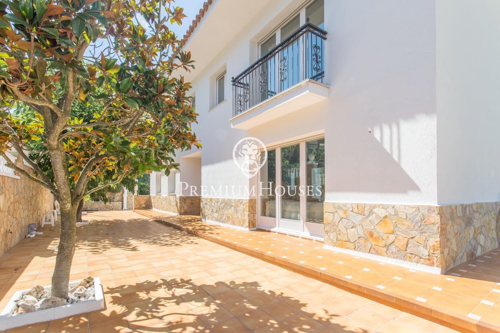 7 bedroom Villa for sale in Mataro with pool - € 750,000 (Ref: 9357470)