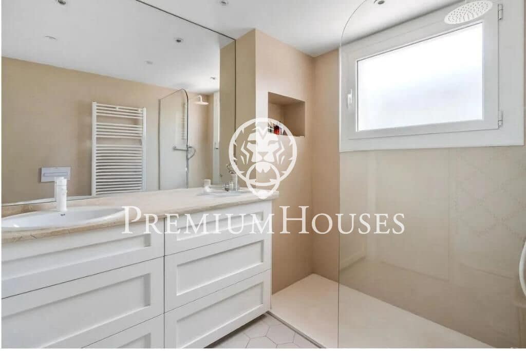 4 sypialnia Mieszkanie na sprzedaż w Sant Vicenc de Montalt z basenem garażem - 745 000 € (Ref: 9357471)