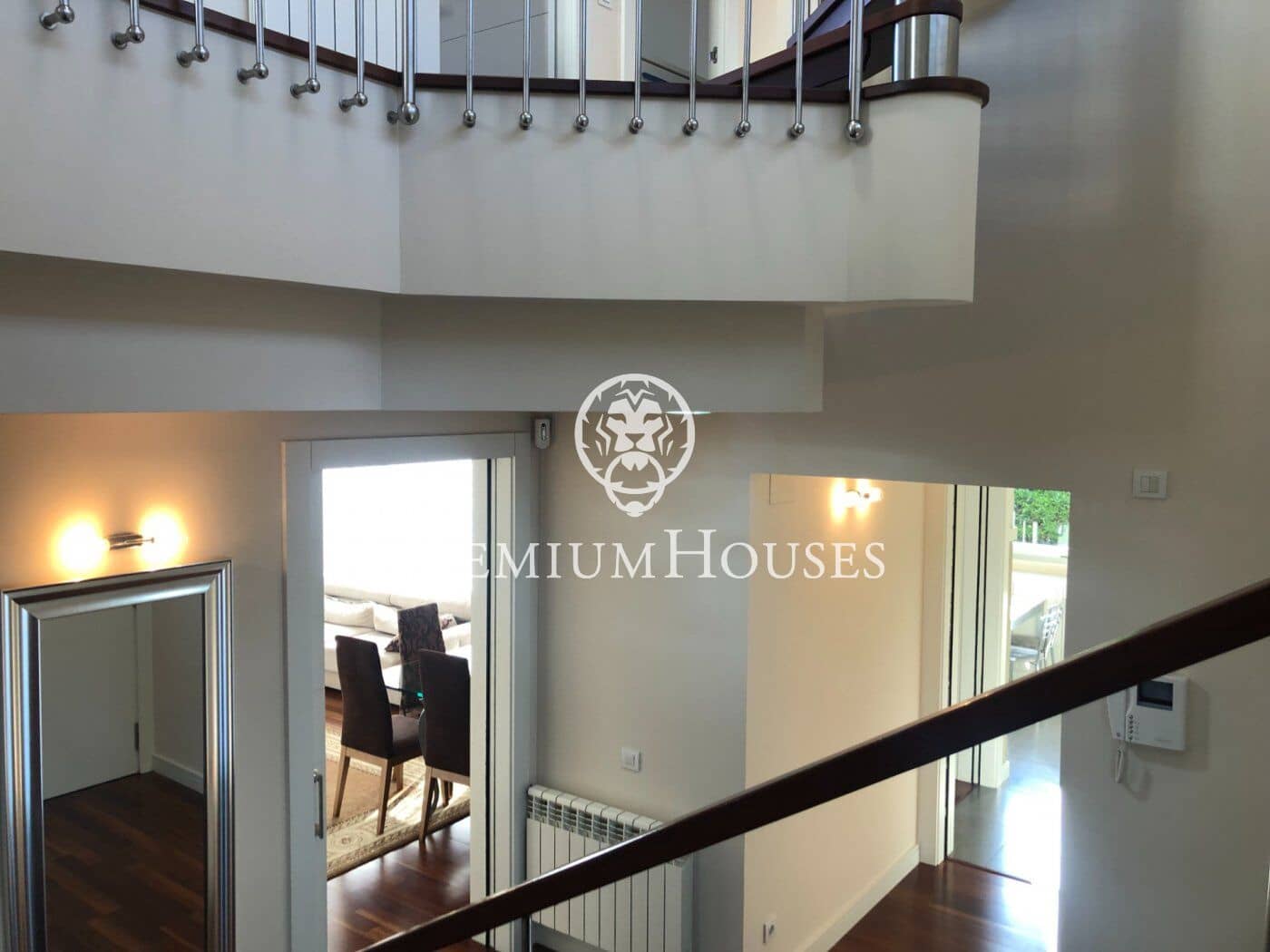 4 sypialnia Willa do wynajęcia w Sant Vicenc de Montalt z basenem garażem - 3 500 € (Ref: 9357473)