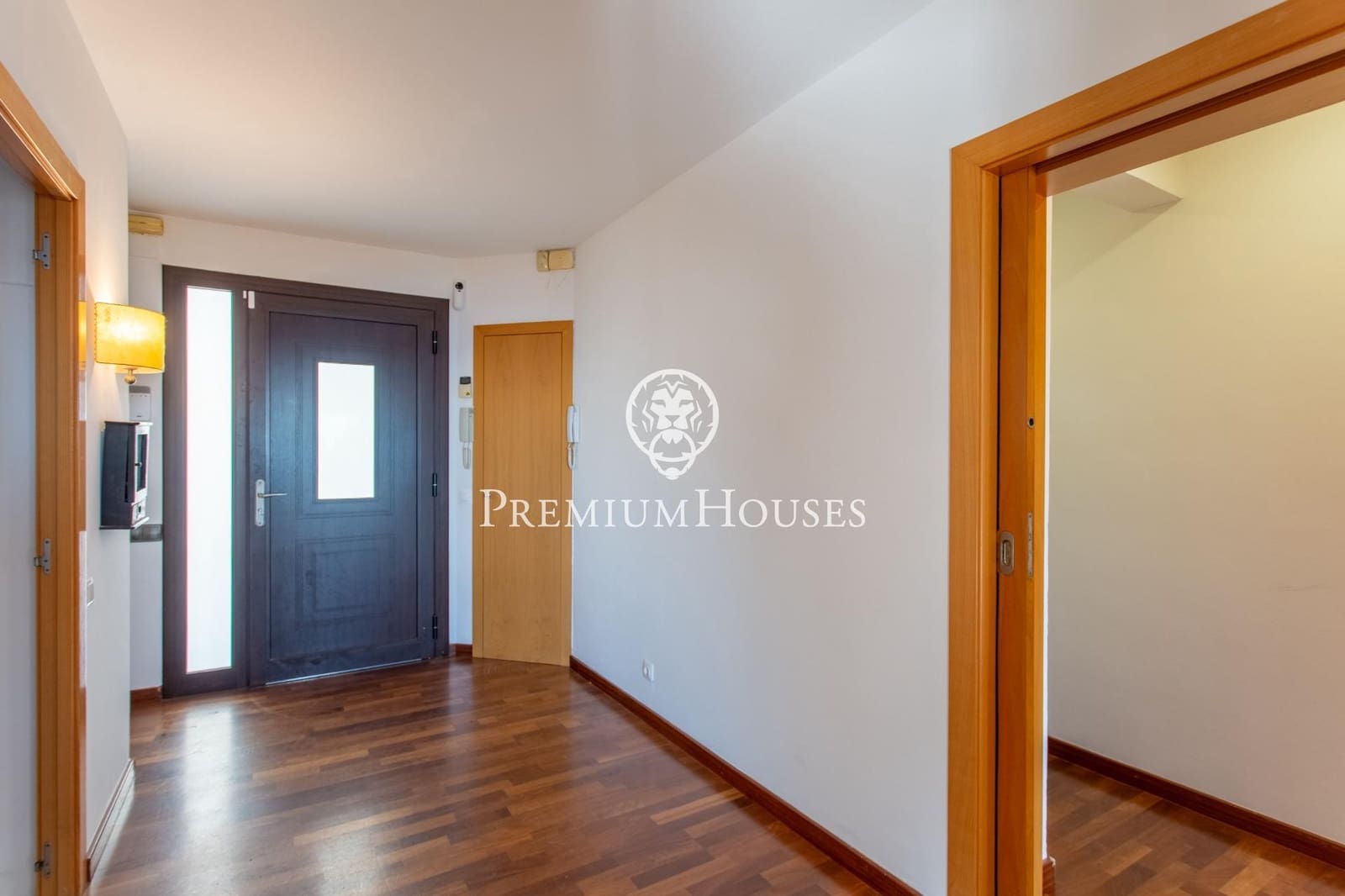 5 bedroom Villa for sale in Arenys de Mar - € 716,000 (Ref: 9367497)