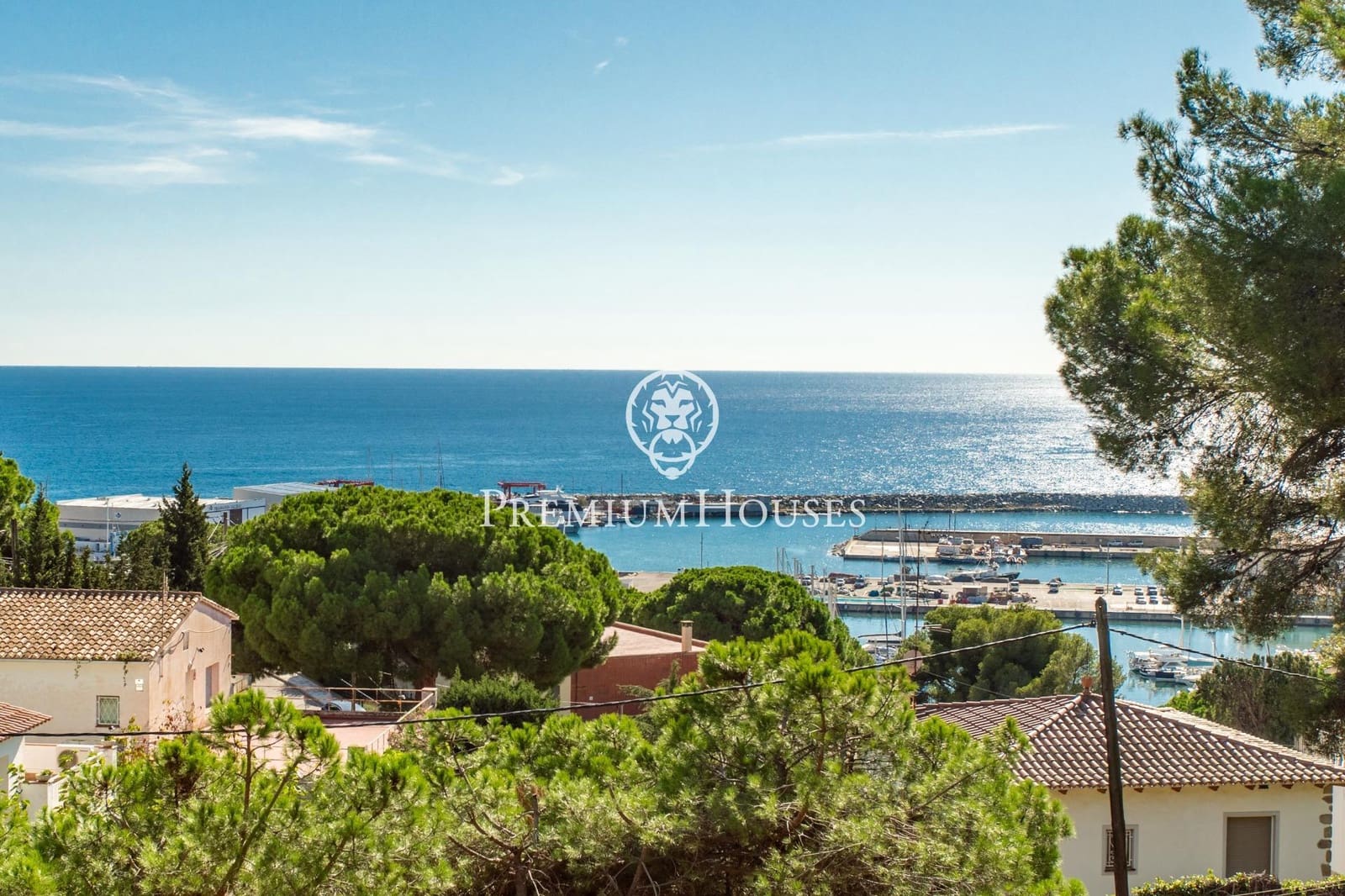 5 bedroom Villa for sale in Arenys de Mar - € 716,000 (Ref: 9367497)