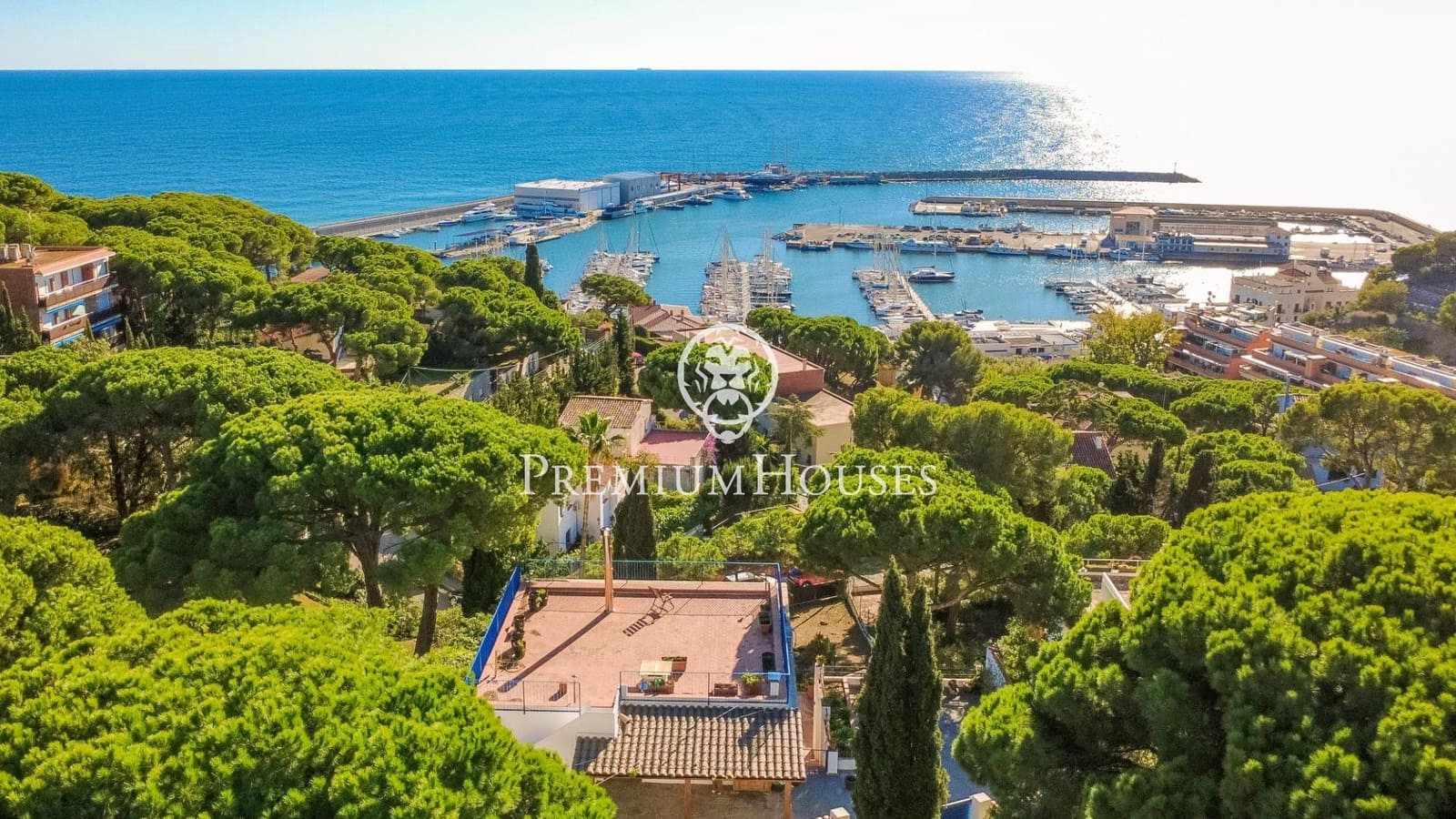 5 bedroom Villa for sale in Arenys de Mar - € 716,000 (Ref: 9367497)