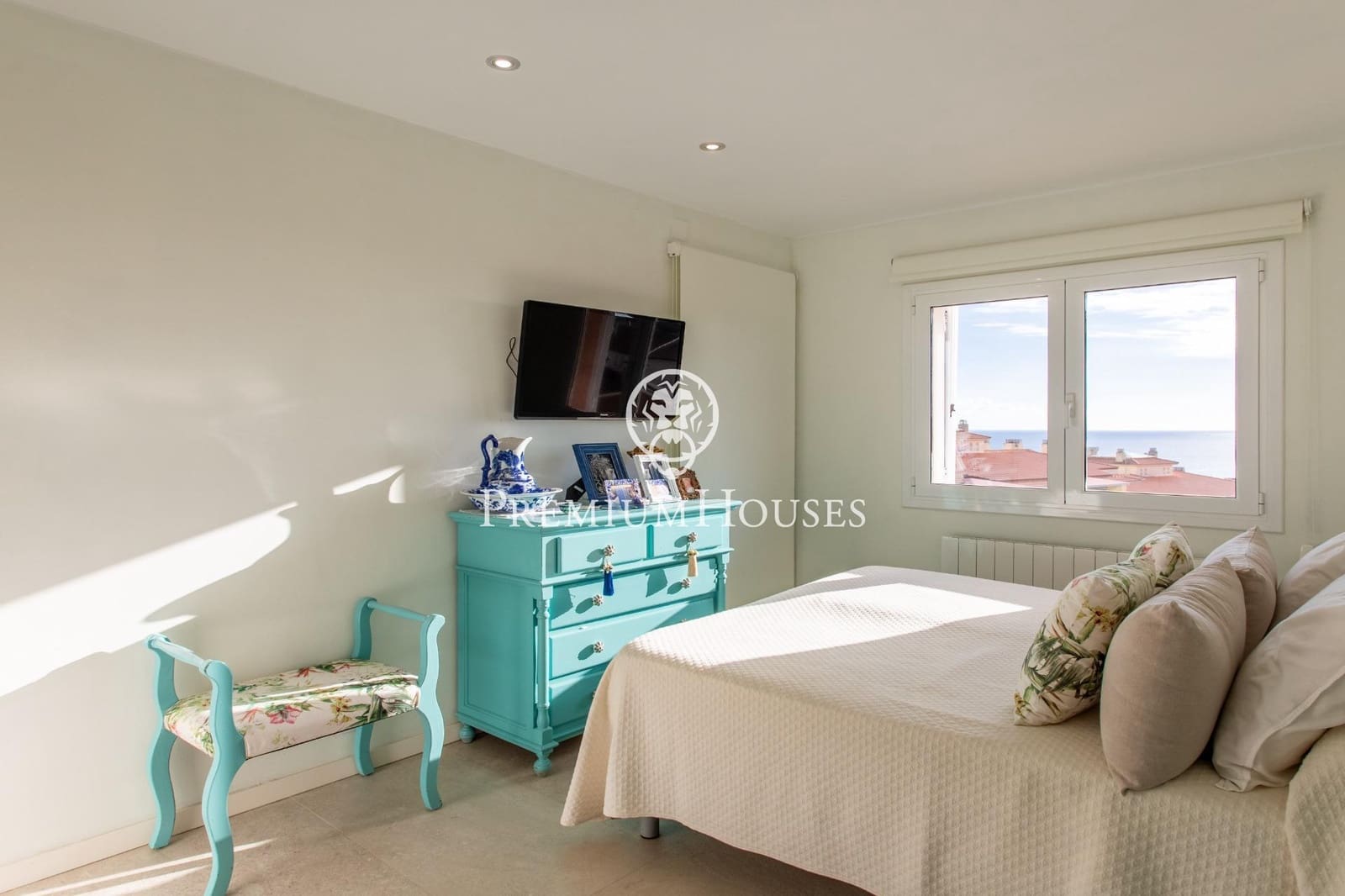 5 bedroom Villa for sale in Sant Pol de Mar with pool - € 1,100,000 (Ref: 9367498)