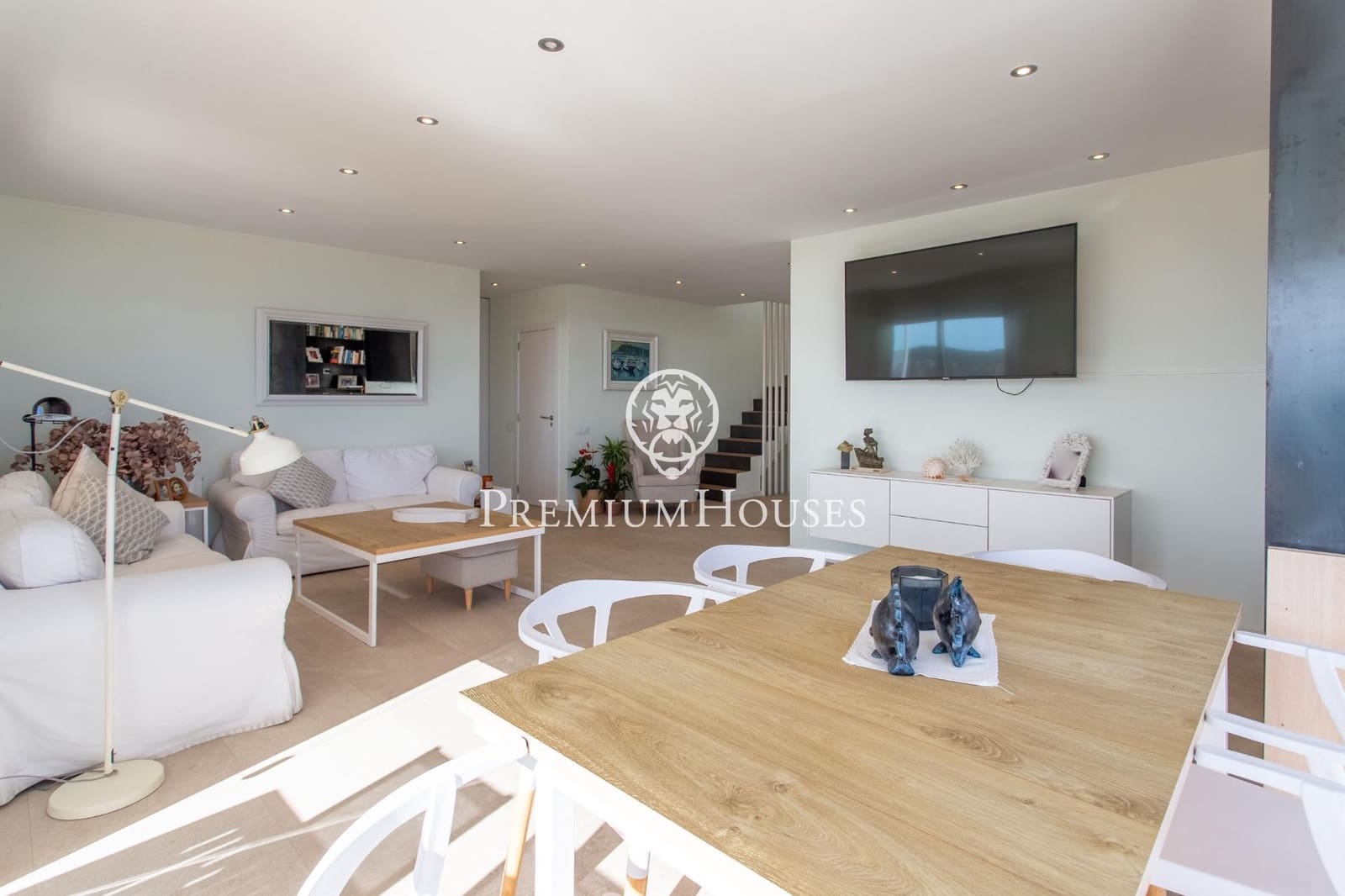 5 bedroom Villa for sale in Sant Pol de Mar with pool - € 1,100,000 (Ref: 9367498)