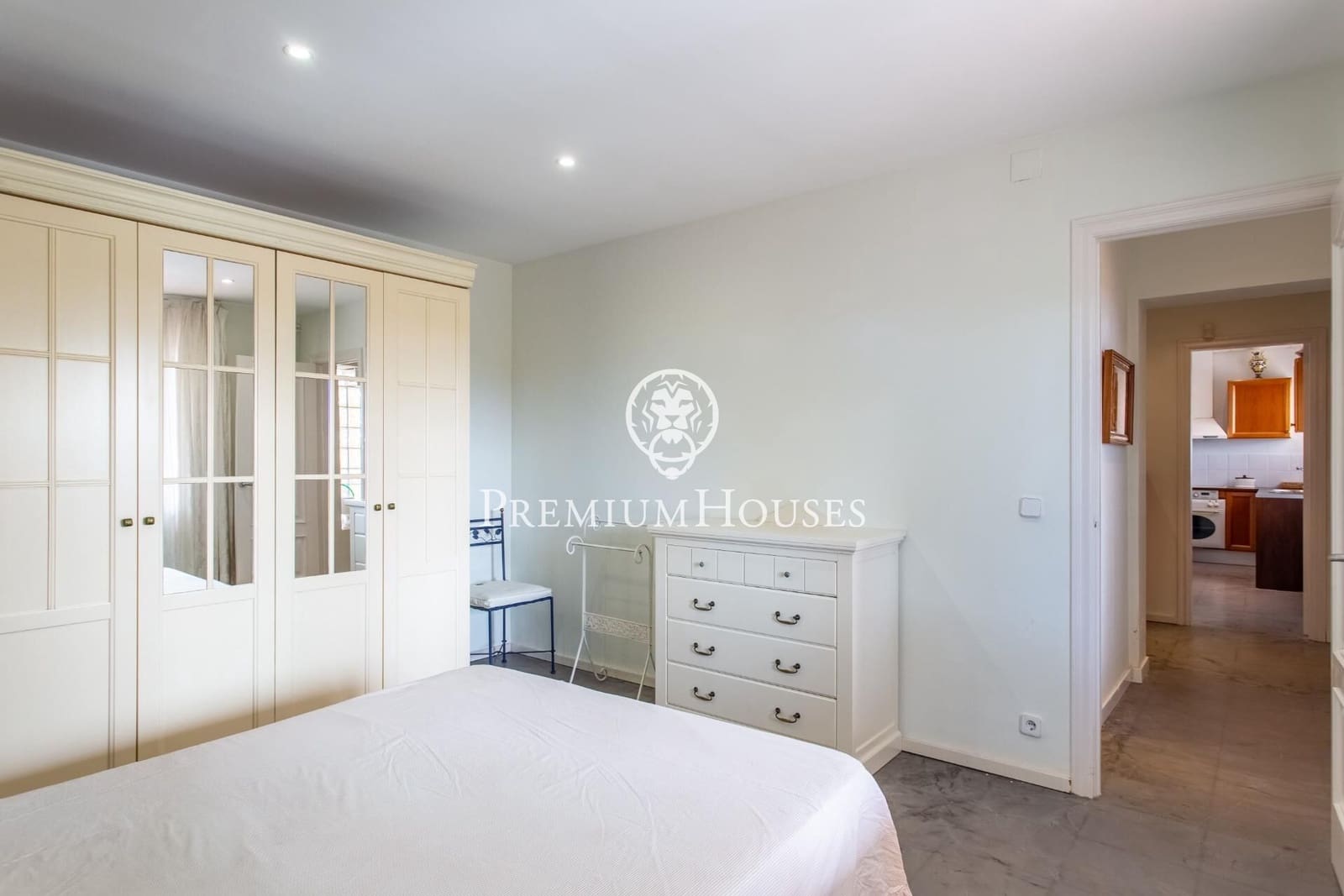 5 bedroom Villa for sale in Sant Pol de Mar with pool - € 1,100,000 (Ref: 9367498)