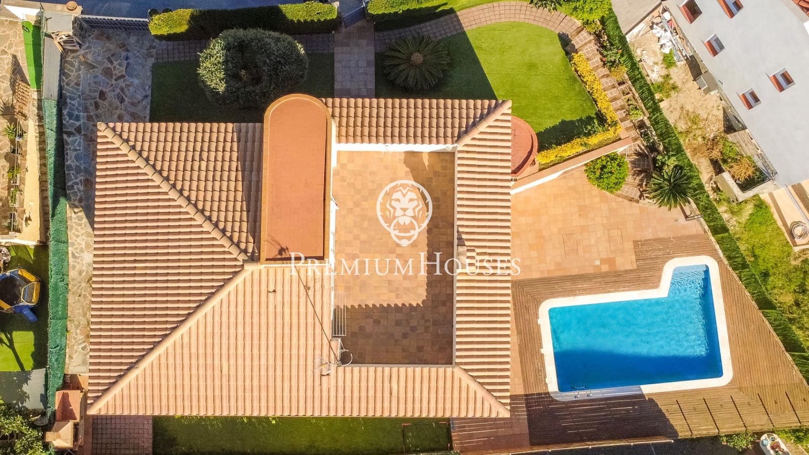 5 bedroom Villa for sale in Sant Pol de Mar with pool - € 1,100,000 (Ref: 9367498)