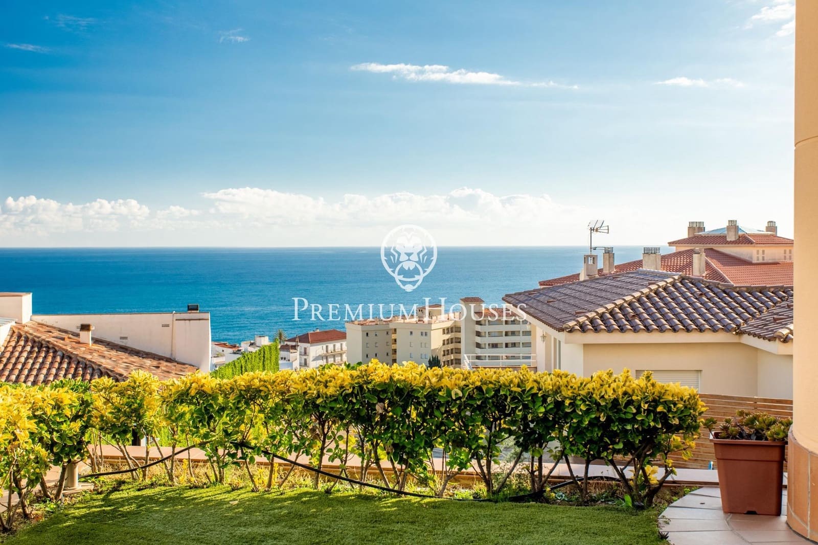 5 bedroom Villa for sale in Sant Pol de Mar with pool - € 1,100,000 (Ref: 9367498)