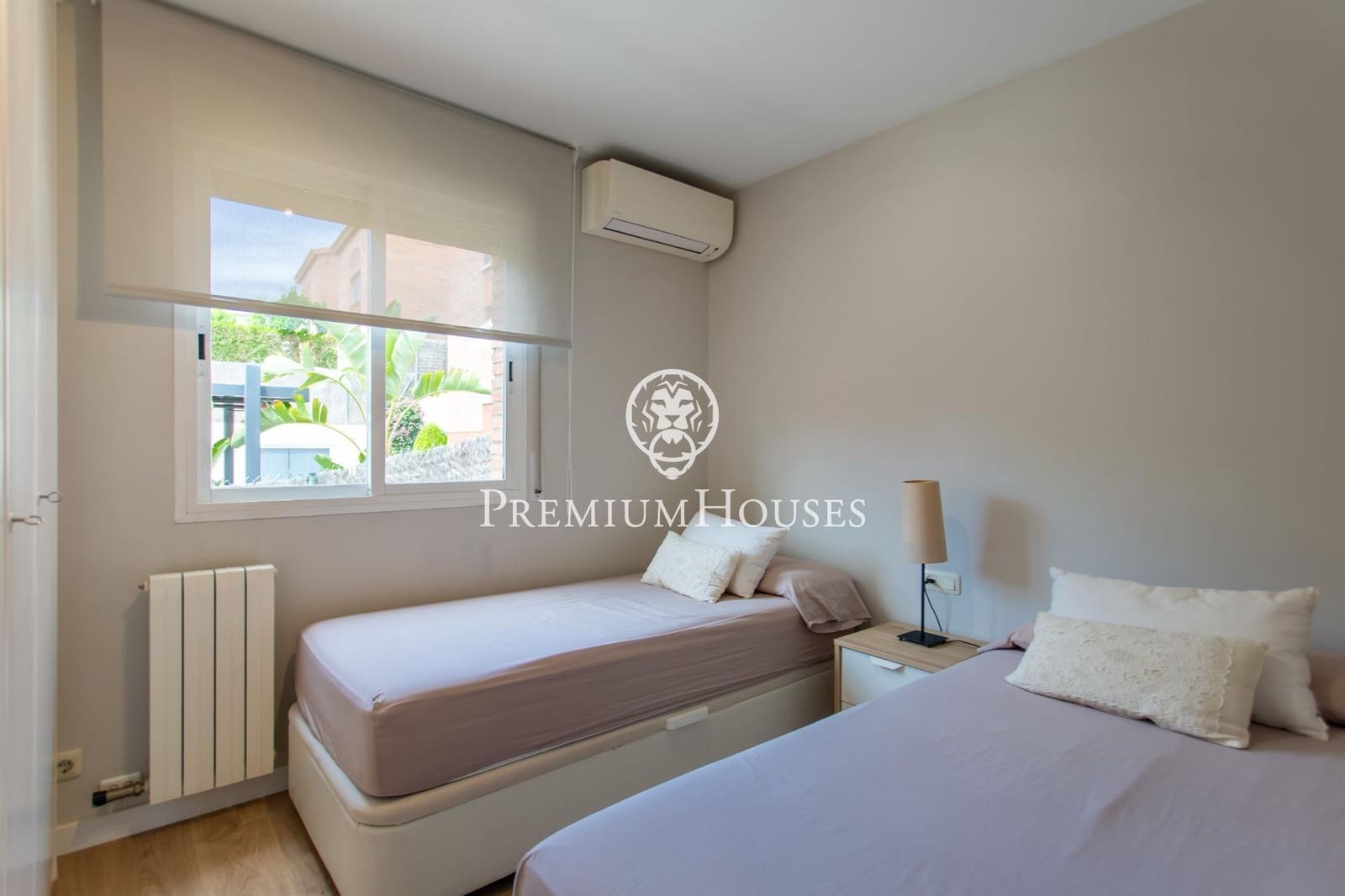 4 sypialnia Willa na sprzedaż w El Masnou z basenem garażem - 1 320 000 € (Ref: 9374019)