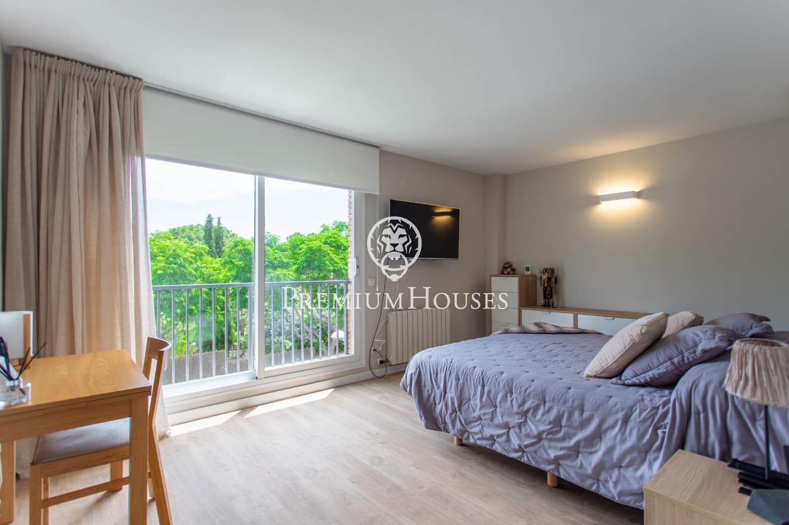 4 sypialnia Willa na sprzedaż w El Masnou z basenem garażem - 1 320 000 € (Ref: 9374019)