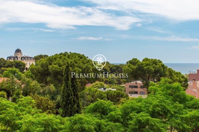 4 soverom Villa til salgs i El Masnou med svømmebasseng garasje - € 1 320 000 (Ref: 9374019)