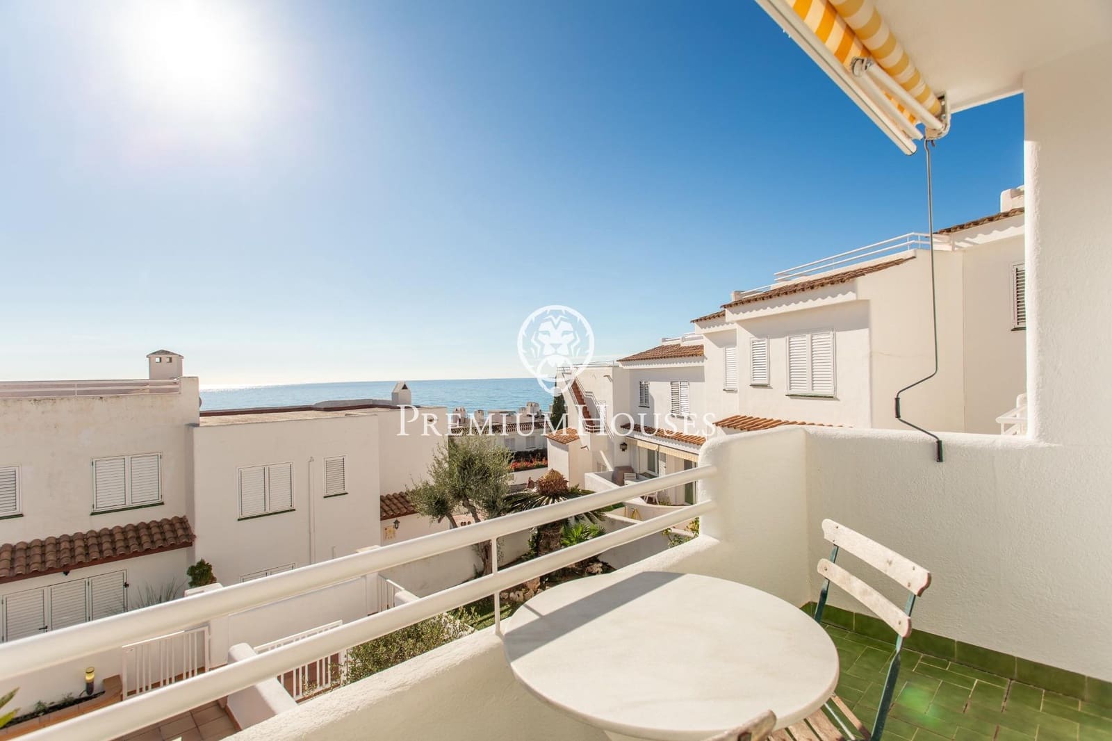 4 soverom Rekkehus til salgs i Sant Pol de Mar med svømmebasseng garasje - € 550 000 (Ref: 9379014)