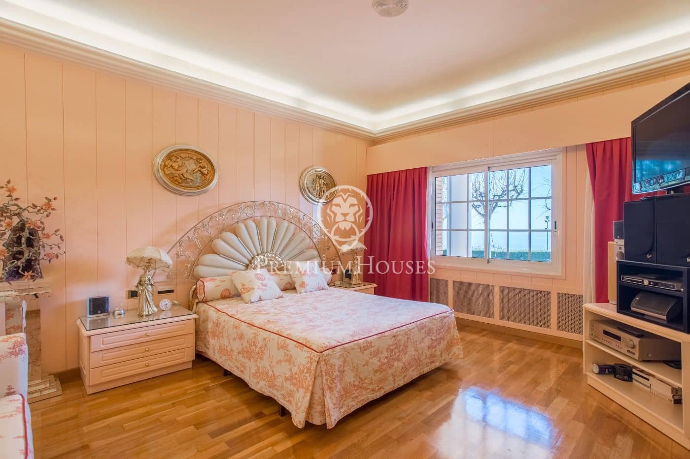 6 soveværelse Villa til salg i Alella med swimmingpool garage - € 3.950.000 (Ref: 9382830)