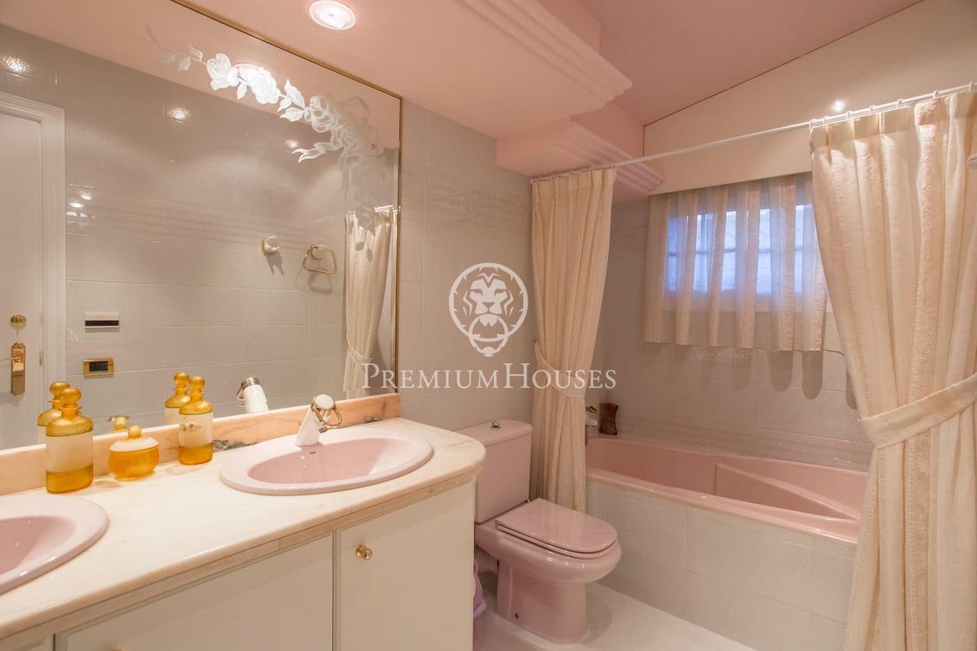 6 soveværelse Villa til salg i Alella med swimmingpool garage - € 3.950.000 (Ref: 9382830)