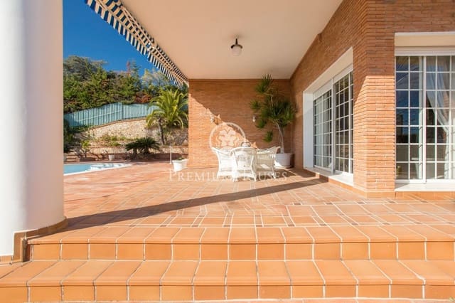 6 soveværelse Villa til salg i Alella med swimmingpool garage - € 3.950.000 (Ref: 9382830)